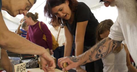ateliers ours édition - reliure et tamponnage
